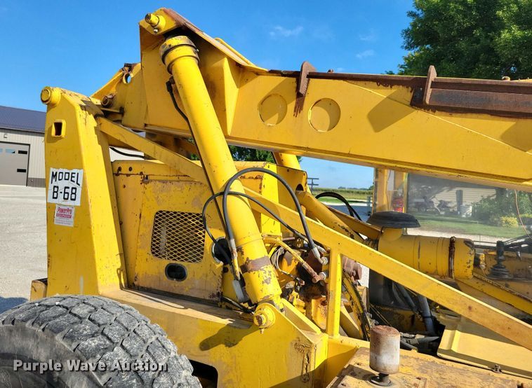 image for item DX7416 1988 Pettibone B-68C telehandler