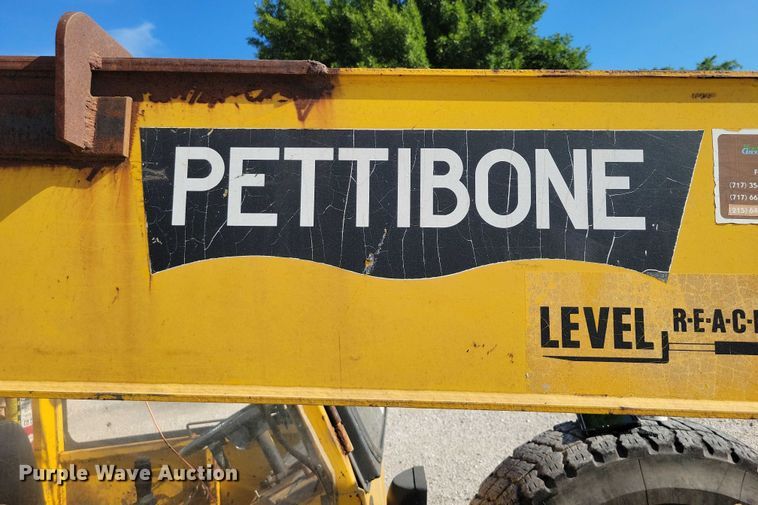 image for item DX7416 1988 Pettibone B-68C telehandler