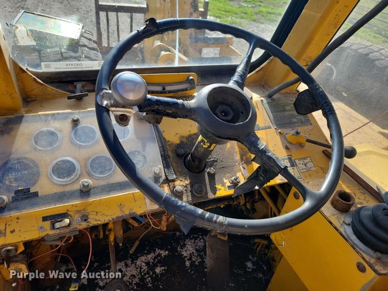 image for item DX7416 1988 Pettibone B-68C telehandler