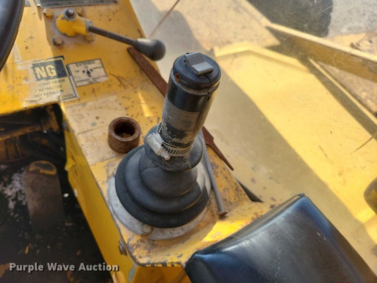 image for item DX7416 1988 Pettibone B-68C telehandler