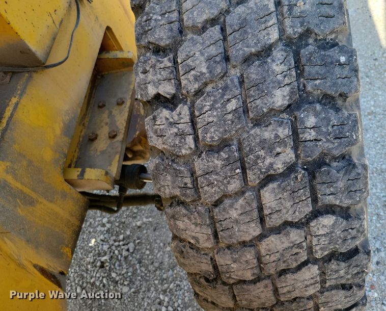 image for item DX7416 1988 Pettibone B-68C telehandler