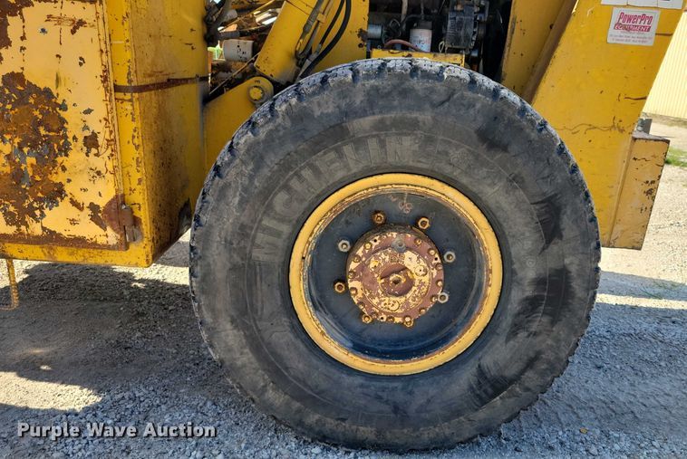 image for item DX7416 1988 Pettibone B-68C telehandler