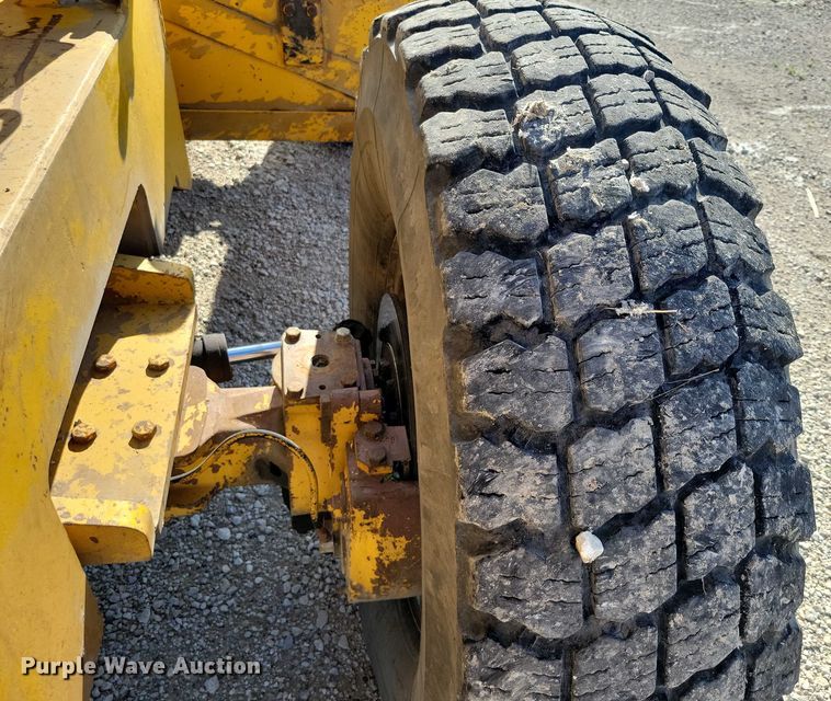 image for item DX7416 1988 Pettibone B-68C telehandler