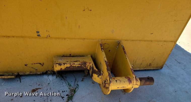 image for item DX7417 Telehandler bucket