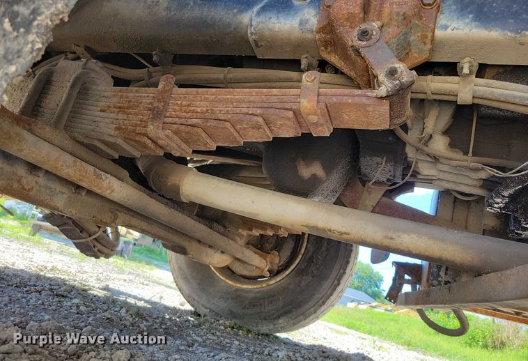 image for item DX7420 1996 Ford L8000 sewer jetter truck