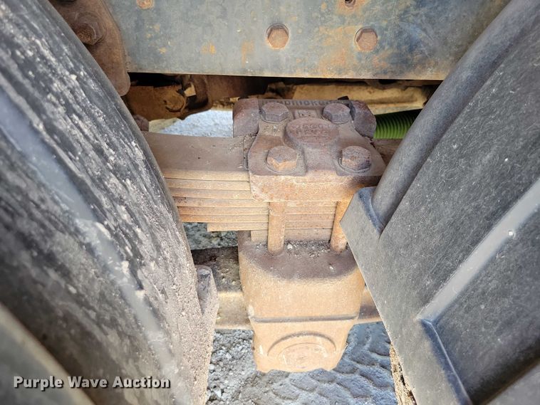 image for item DX7420 1996 Ford L8000 sewer jetter truck