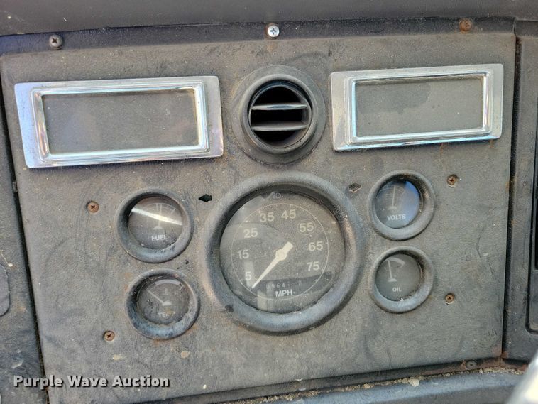 image for item DX7420 1996 Ford L8000 sewer jetter truck