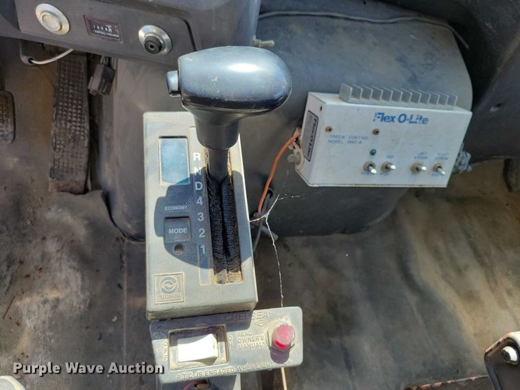 image for item DX7420 1996 Ford L8000 sewer jetter truck