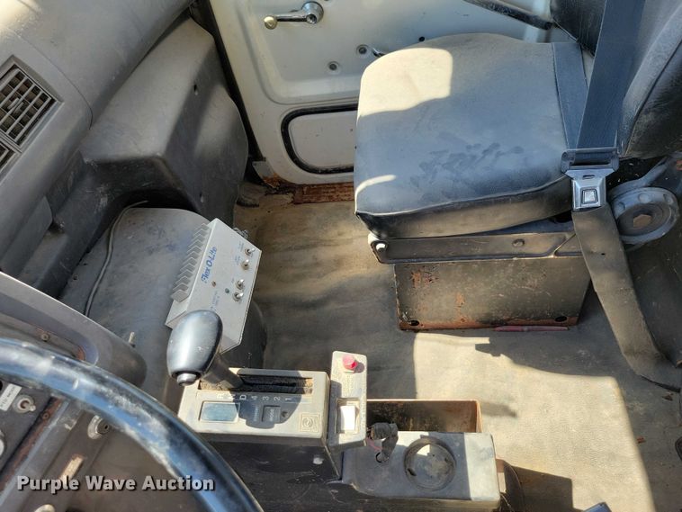 image for item DX7420 1996 Ford L8000 sewer jetter truck