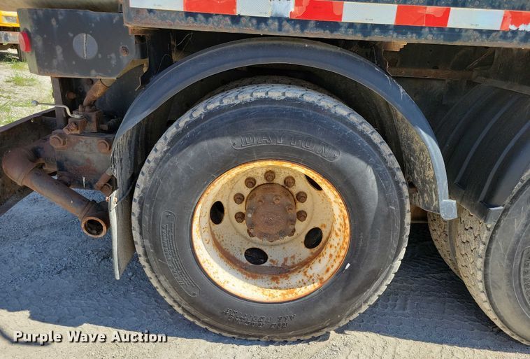 image for item DX7420 1996 Ford L8000 sewer jetter truck