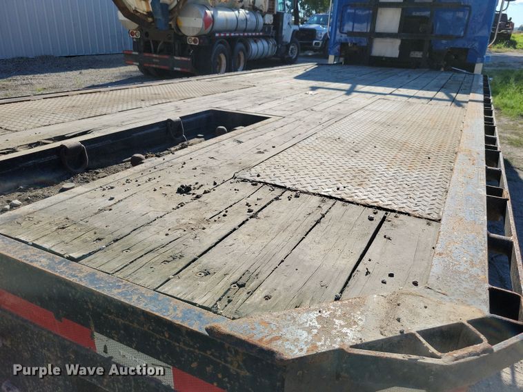 image for item DX7421 2007 Freightliner Argosy flatbed truck