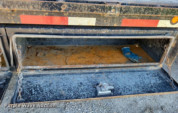 image for item DX7421 2007 Freightliner Argosy flatbed truck