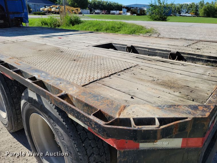 image for item DX7421 2007 Freightliner Argosy flatbed truck