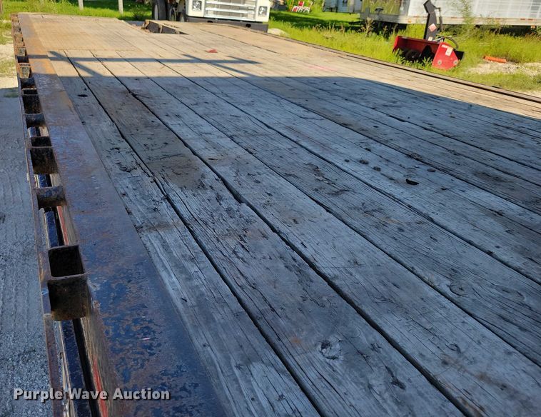 image for item DX7421 2007 Freightliner Argosy flatbed truck