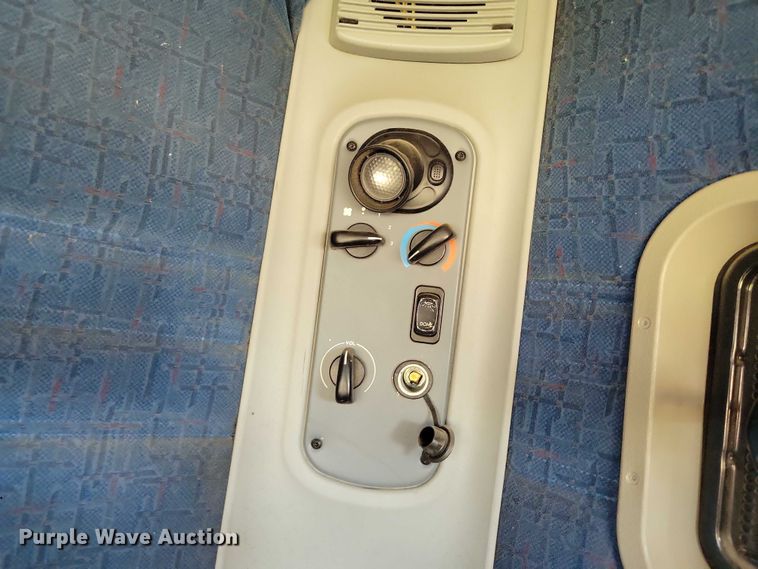 image for item DX7421 2007 Freightliner Argosy flatbed truck