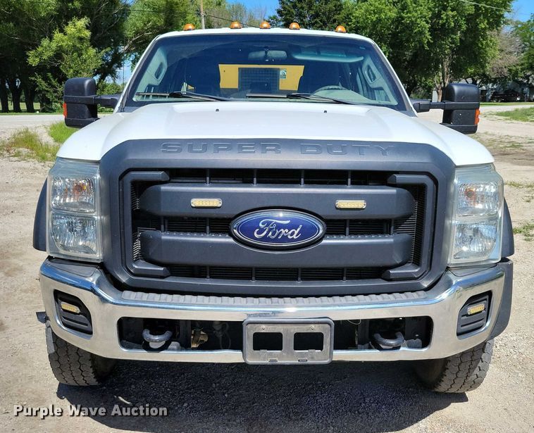 image for item DX7422 2015 Ford F550 Super Duty XL Crew Cab vacuum truck