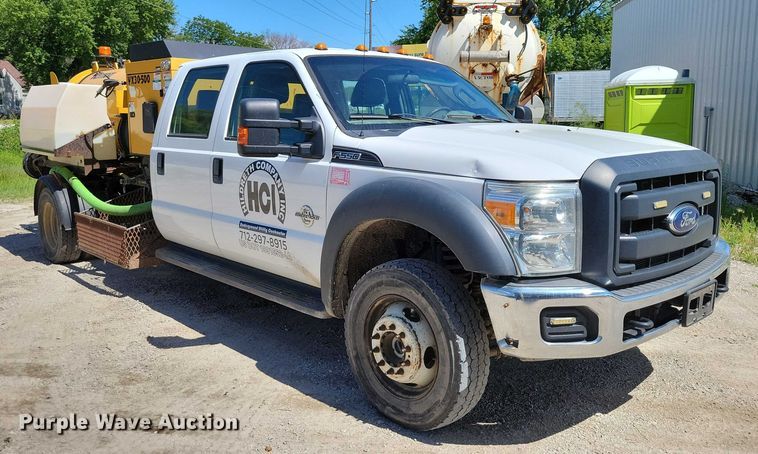 image for item DX7422 2015 Ford F550 Super Duty XL Crew Cab vacuum truck