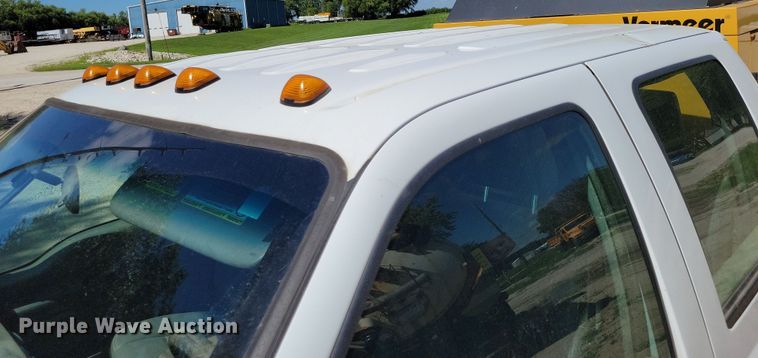 image for item DX7422 2015 Ford F550 Super Duty XL Crew Cab vacuum truck