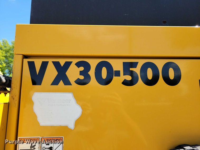 image for item DX7422 2015 Ford F550 Super Duty XL Crew Cab vacuum truck