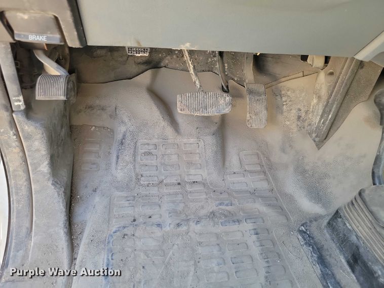 image for item DX7422 2015 Ford F550 Super Duty XL Crew Cab vacuum truck