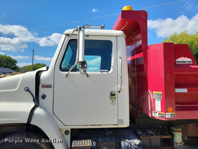 image for item DX7424 1989 International S2100 dump truck