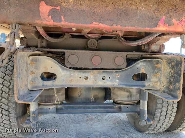 image for item DX7424 1989 International S2100 dump truck