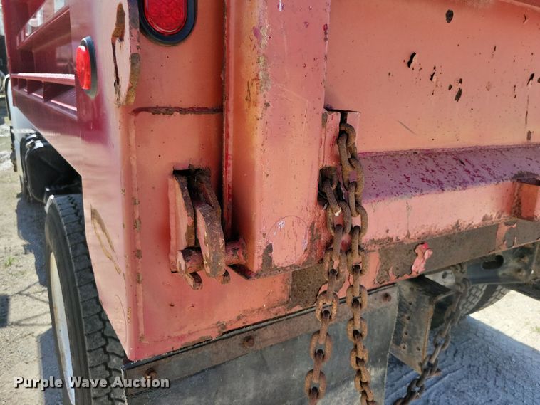 image for item DX7424 1989 International S2100 dump truck