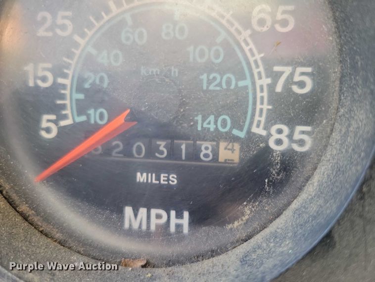 image for item DX7424 1989 International S2100 dump truck