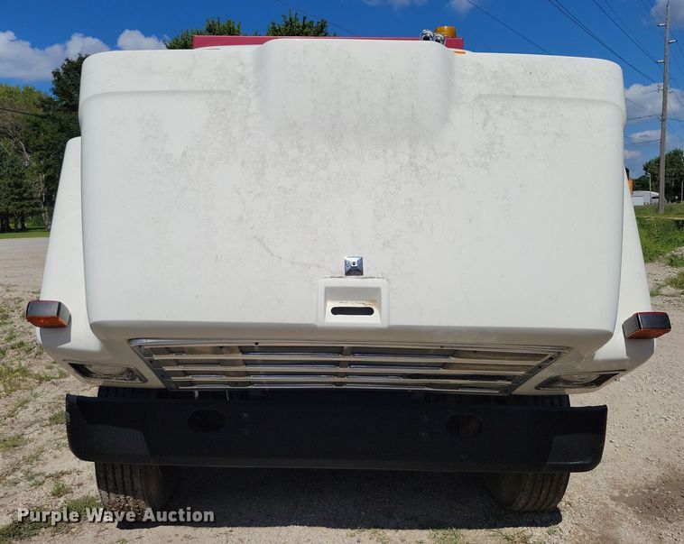 image for item DX7424 1989 International S2100 dump truck
