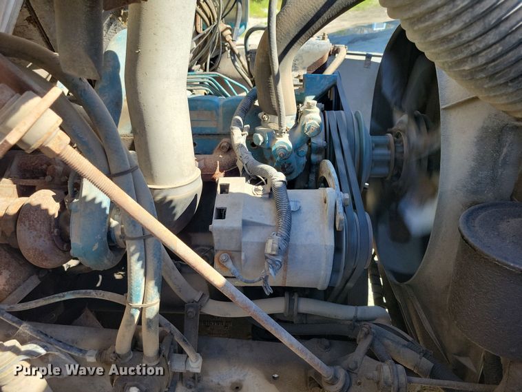 image for item DX7424 1989 International S2100 dump truck