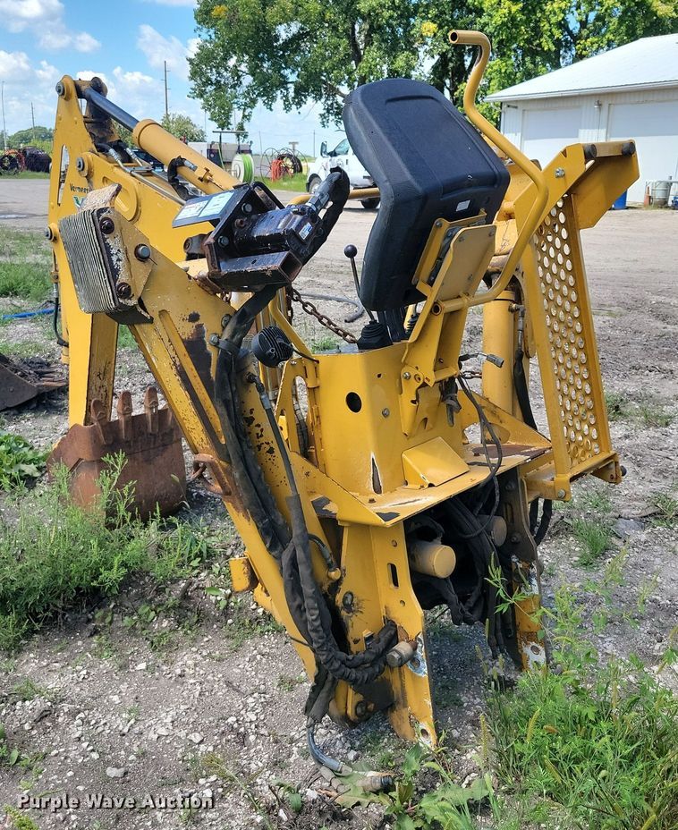 image for item DX7426 Vermeer B750 backhoe attachment