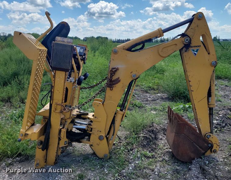 image for item DX7426 Vermeer B750 backhoe attachment