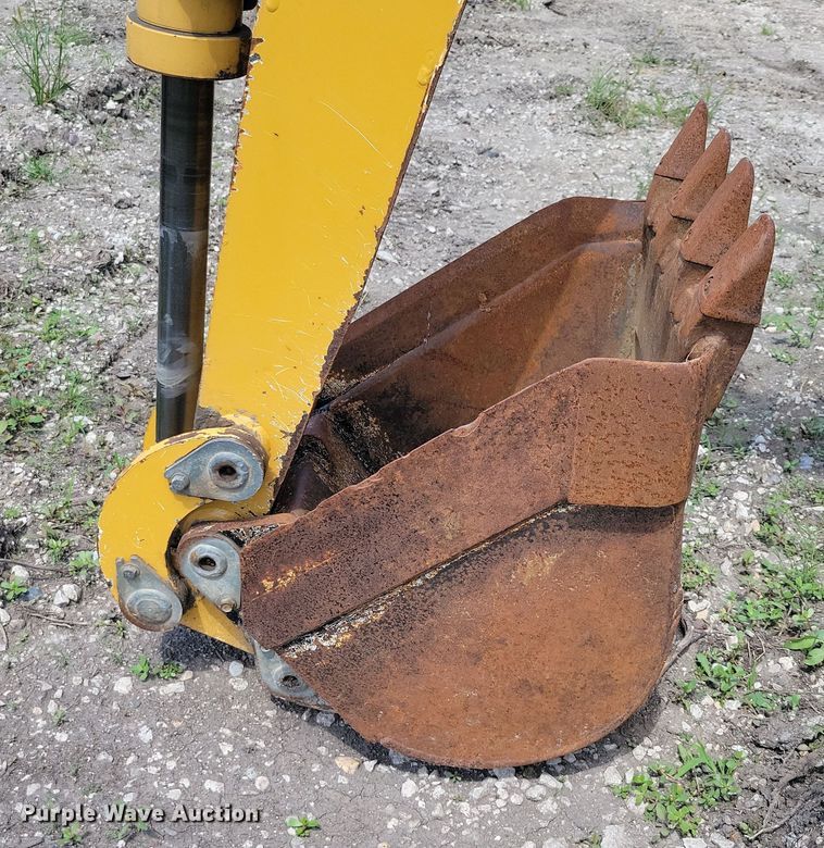 image for item DX7426 Vermeer B750 backhoe attachment