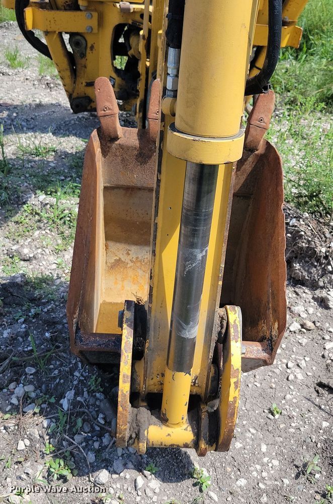 image for item DX7426 Vermeer B750 backhoe attachment