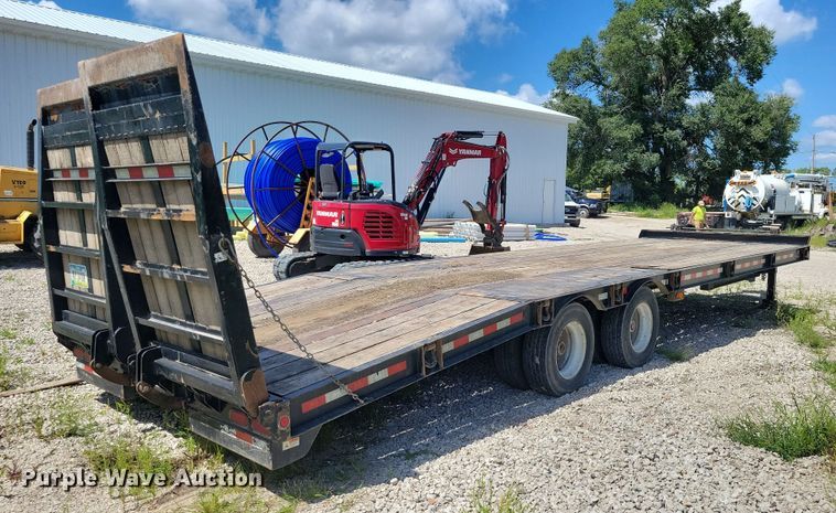 image for item DX7427 2017 B-B Trailers FB8X31TPT equipment trailer