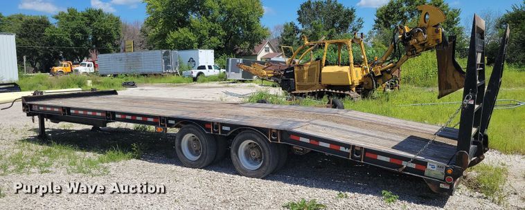 image for item DX7427 2017 B-B Trailers FB8X31TPT equipment trailer
