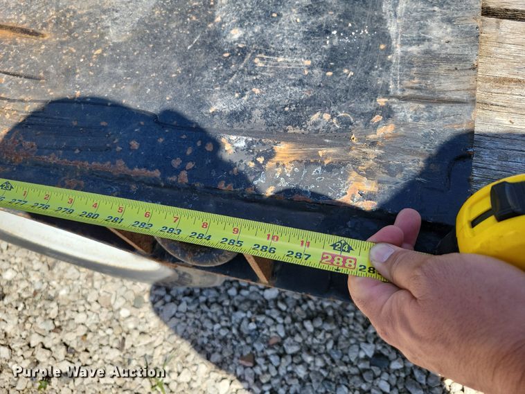 image for item DX7427 2017 B-B Trailers FB8X31TPT equipment trailer