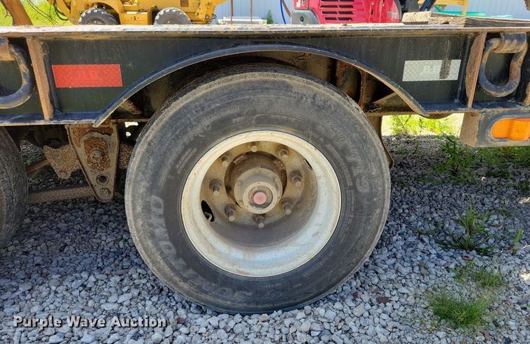 image for item DX7427 2017 B-B Trailers FB8X31TPT equipment trailer