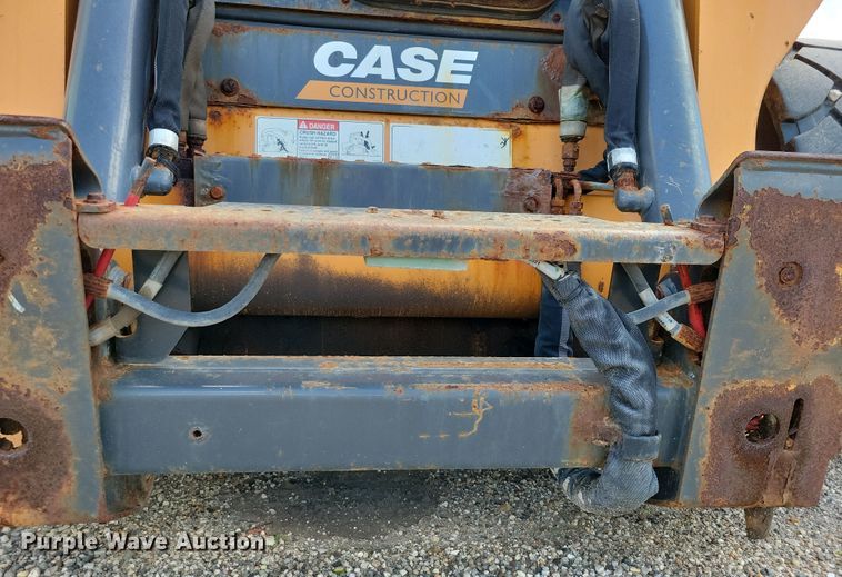 image for item DX7449 2019 Case SV280 skid steer loader