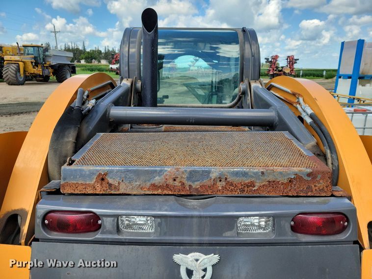 image for item DX7449 2019 Case SV280 skid steer loader