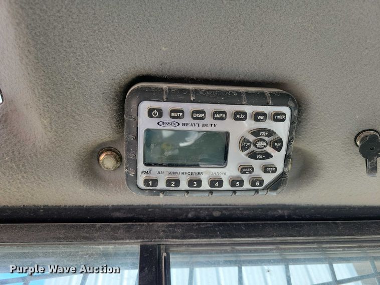 image for item DX7449 2019 Case SV280 skid steer loader