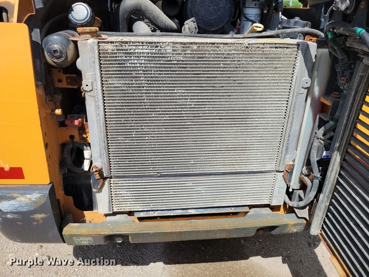 image for item DX7449 2019 Case SV280 skid steer loader