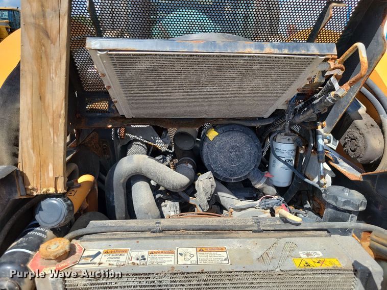 image for item DX7449 2019 Case SV280 skid steer loader