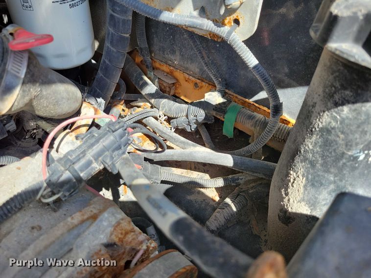 image for item DX7449 2019 Case SV280 skid steer loader