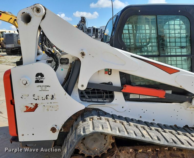 image for item DX7457 2021 Bobcat T770 tracked skid steer loader