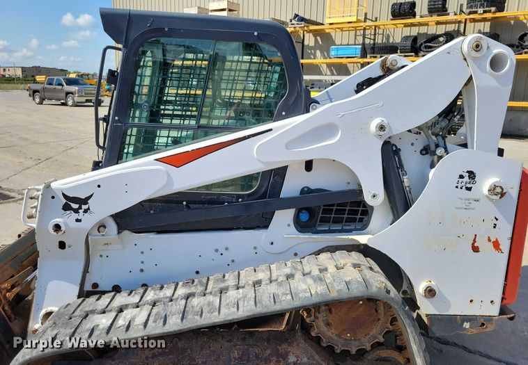image for item DX7457 2021 Bobcat T770 tracked skid steer loader