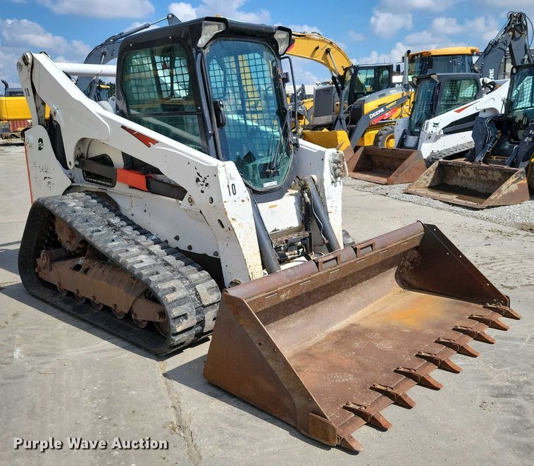 image for item DX7458 2021 Bobcat T870 tracked skid steer loader