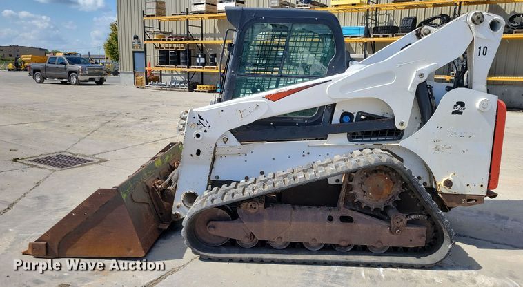 image for item DX7458 2021 Bobcat T870 tracked skid steer loader