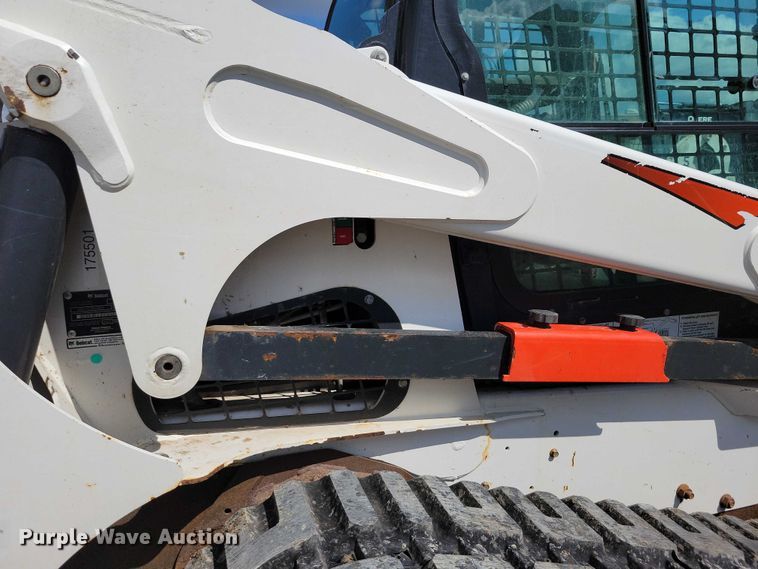 image for item DX7458 2021 Bobcat T870 tracked skid steer loader