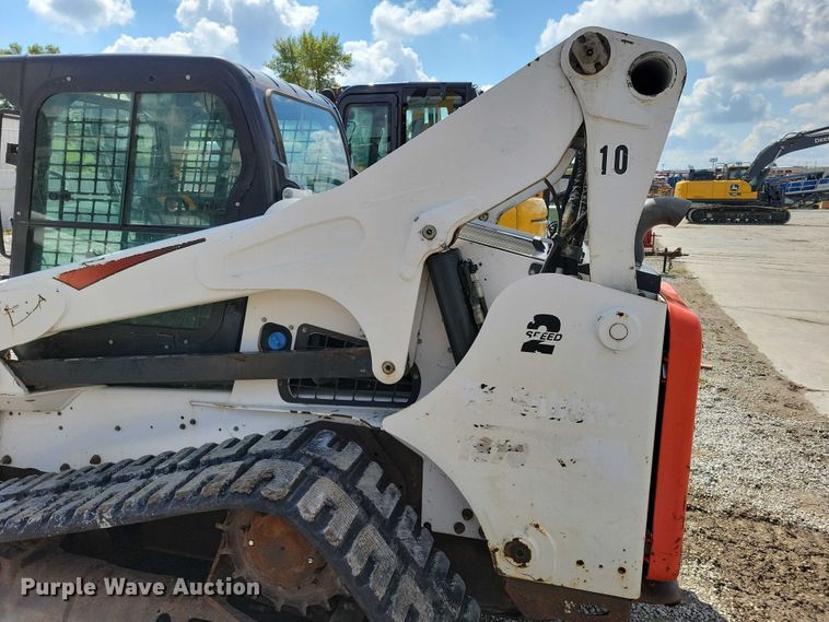 image for item DX7458 2021 Bobcat T870 tracked skid steer loader